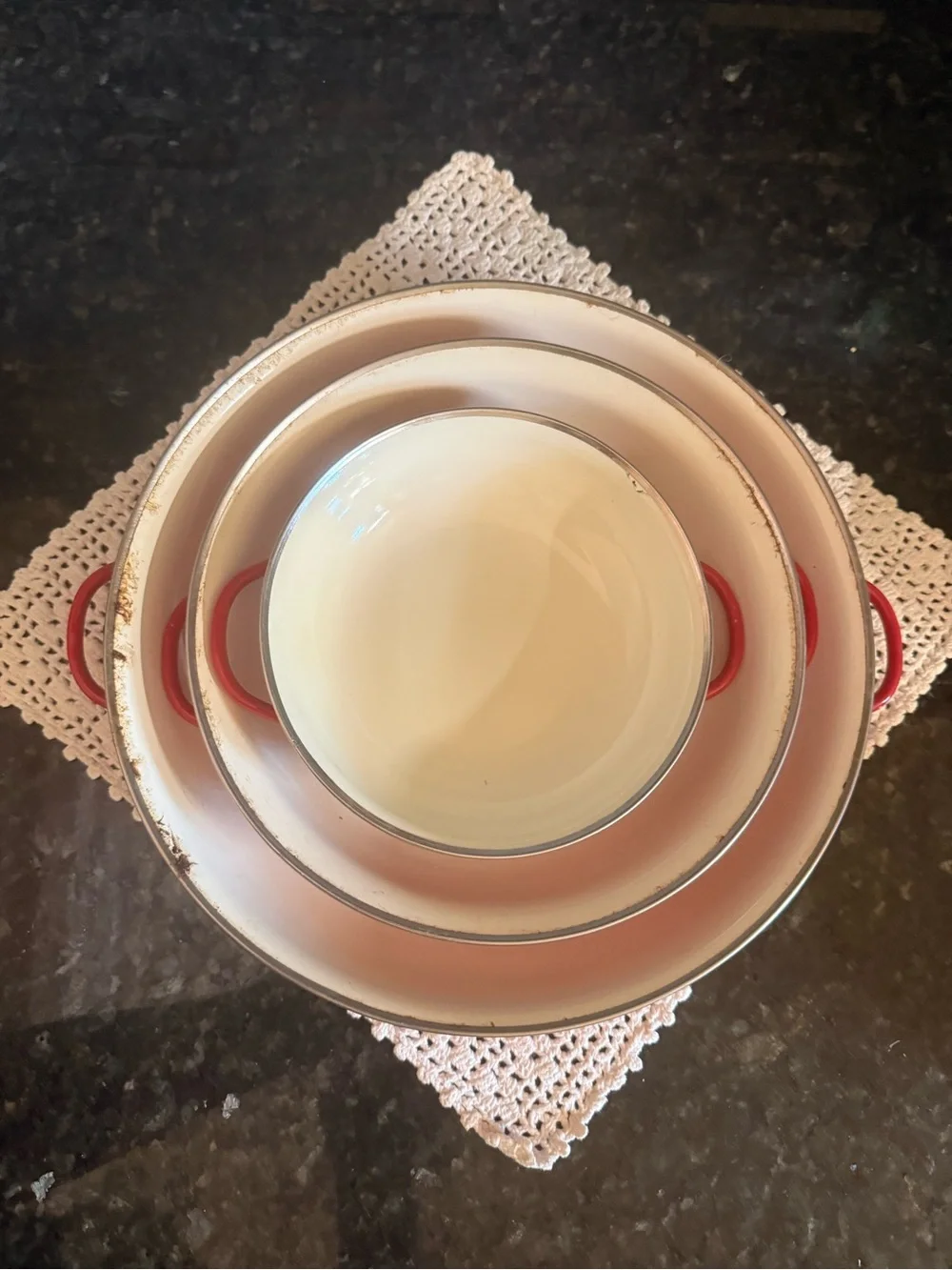 Vintage Granny Core Enamel Red and White 3 Nesting Handled Pans